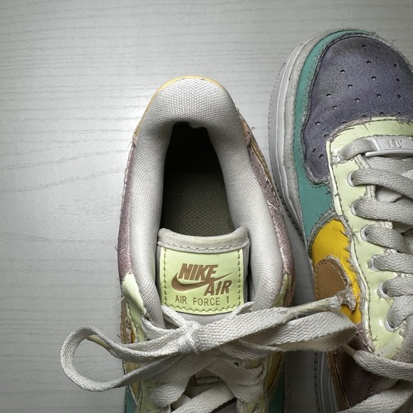 Nike Women's Size 6.5  Air Force 1 Low Tear Away Pastel Reveal Shoe Casual Trend - Picture 7 of 12